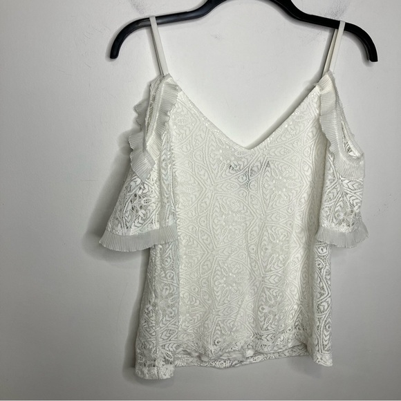 White House Black Market white Lace cold shoulder blouse women’s size - Picture 3 of 6